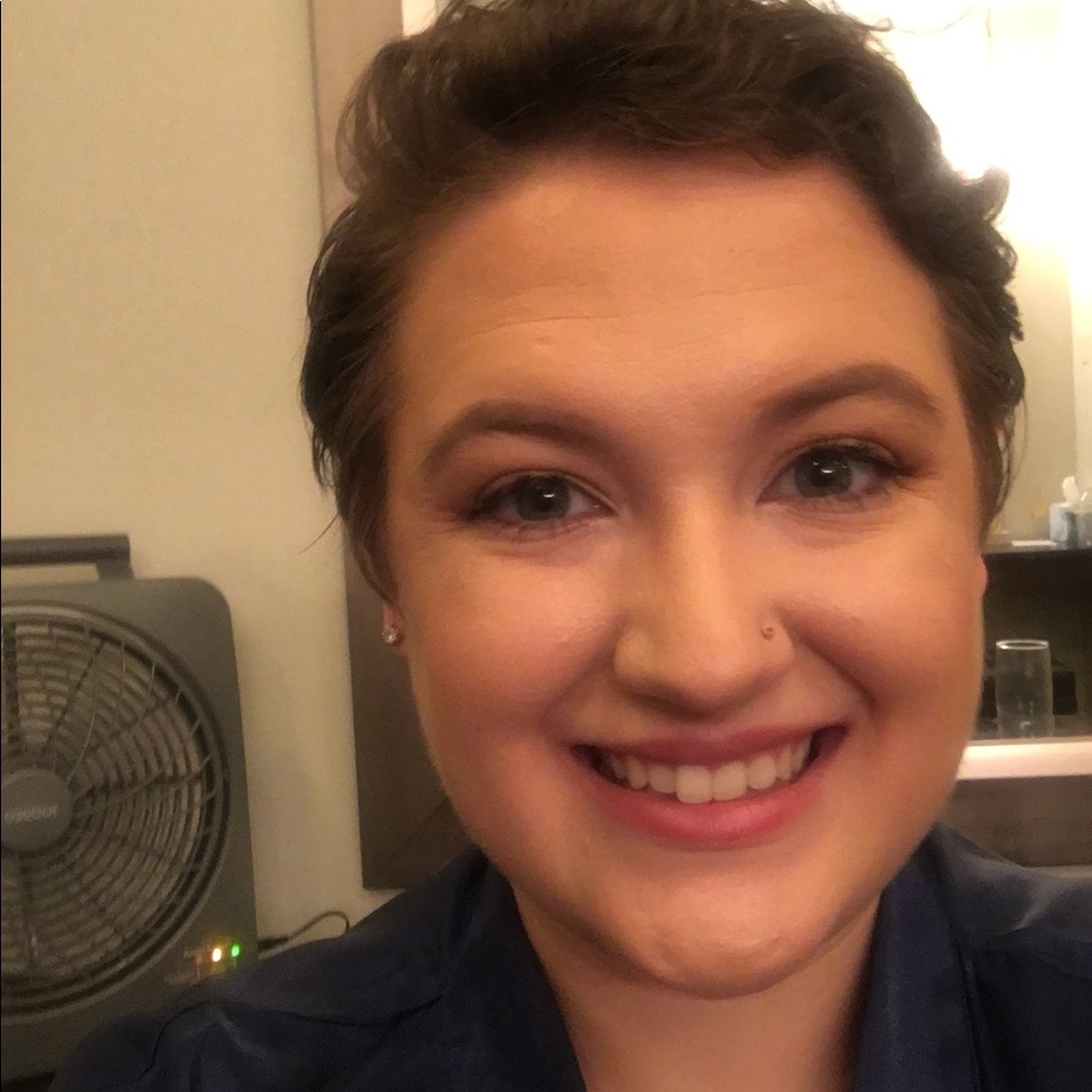 Meet your Posher, Manda